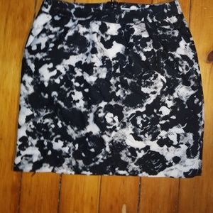 Halogen by NordstromBlack And White Print Silk Blend Skirt
